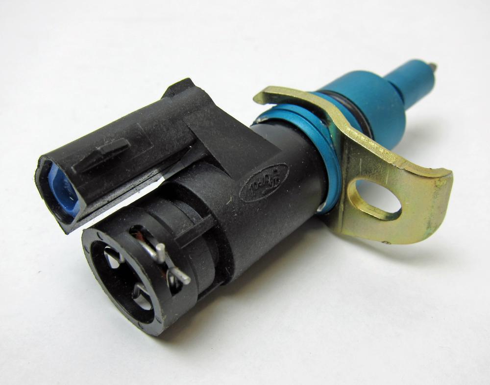 8793 Mustang Speed Sensor / VSS w/speedometer cable connection